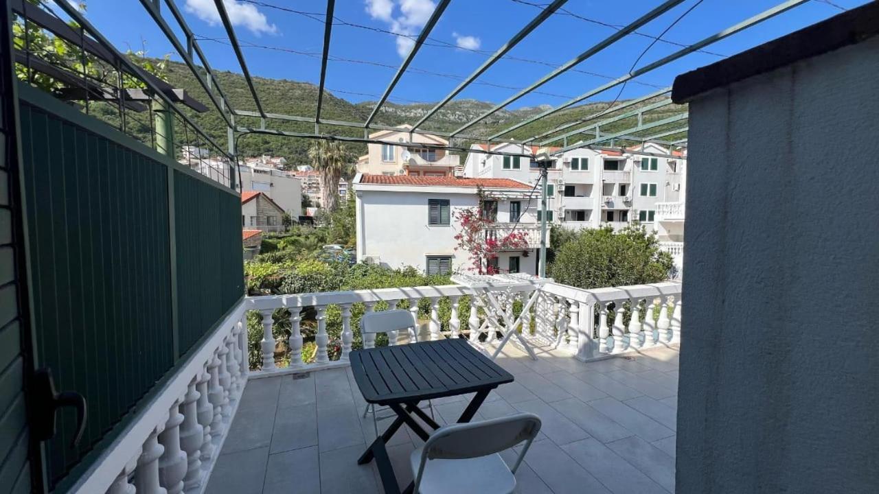 Apartments Adria Petrovac Exterior photo
