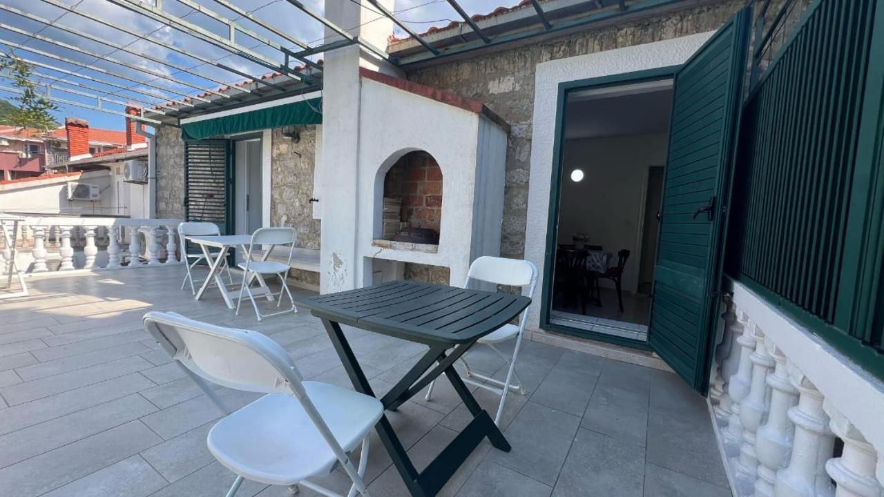 Apartments Adria Petrovac Exterior photo