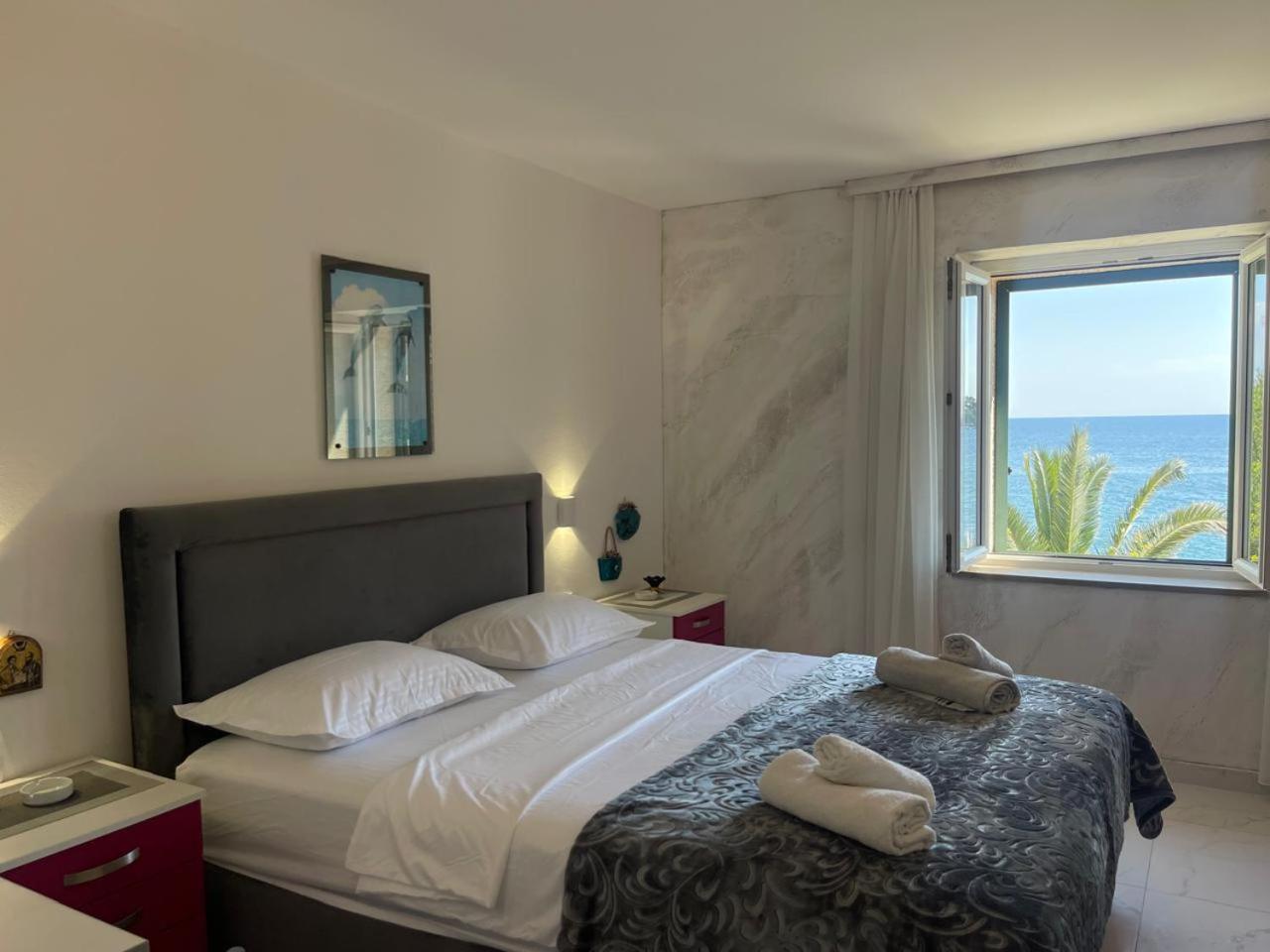 Apartments Adria Petrovac Exterior photo