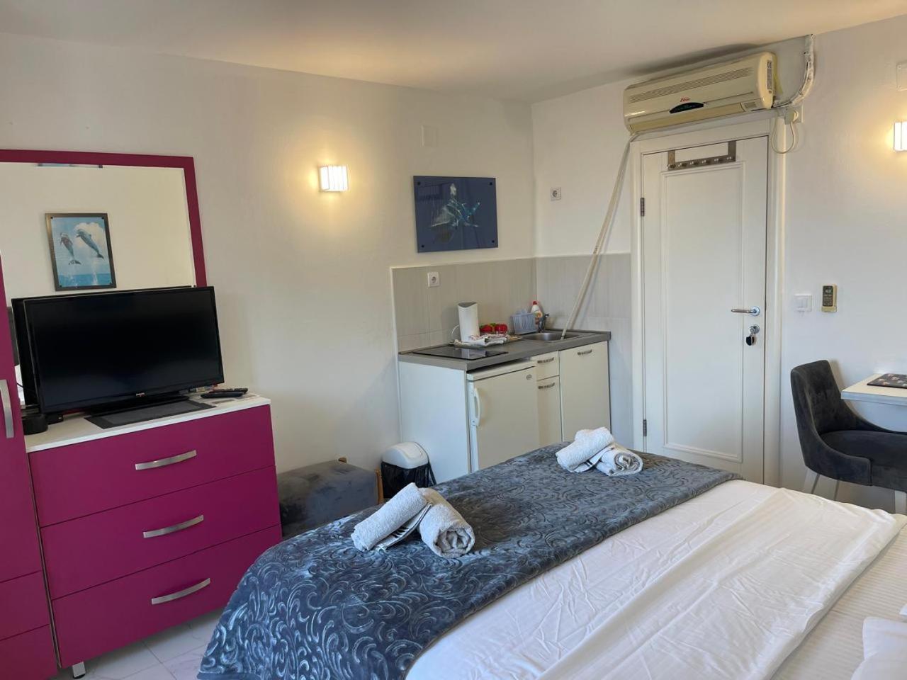Apartments Adria Petrovac Exterior photo